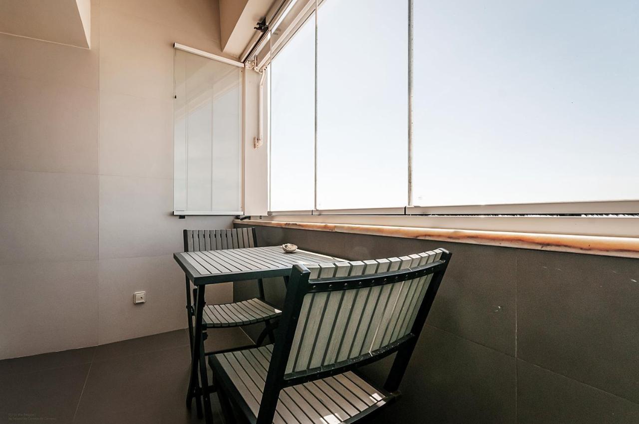 Amazing Apartment In Costa Da Caparica Exterior photo